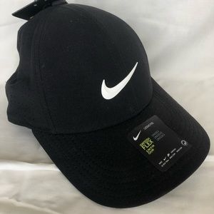 Nike Black Hat